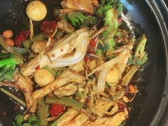 -辣尚瘾·烤鱼·新川菜(交大直营店)