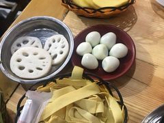藕片-范贤光鸡公煲(平乐园总店)