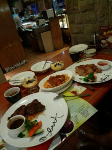 雅达利西餐厅(西樵店)-"味道还可以,分量十足,吃得饱饱的!有免费.