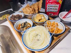 -九鼎轩脆毛肚火锅(南京东路店)