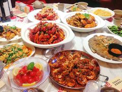 -肥肥虾庄·金牌油焖大虾(首义路店)