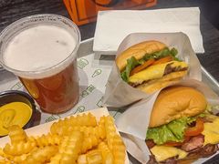 -Let'sBURGERplus·非常创意汉堡(三里屯店)