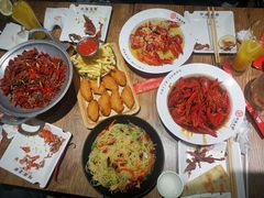 -叶派龙虾•招牌香辣蟹·海鲜(中海国际店)