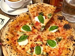 -Common Table · Brunch & Coffee