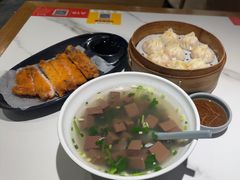 -馋三尺蟹粉小笼(人民广场店)