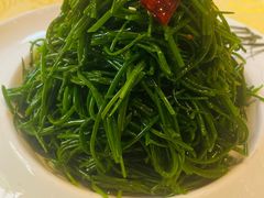 炝拌草原沙葱-德乐海蒙餐