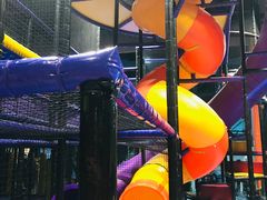 -Tenker Club弹刻极限主题公园 · 蹦床 · 团建 · 生日派对(大关店)