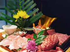 -铭牛烧肉·和牛海鲜自助(高新月牙湖店)