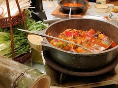 -刘姐啤酒鱼民族演艺餐厅(西街总店)