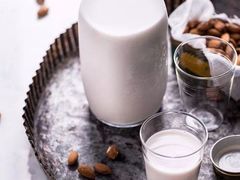 纯奶-品乐比萨西餐厅