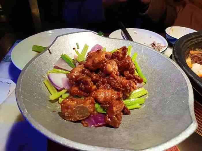 绿茶餐厅(汇金星力城店)-"估计因为贵阳杭帮菜比较少 刚入驻的时候.