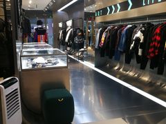 MARK FAIRWHALE-马克华菲(长宁龙之梦店)