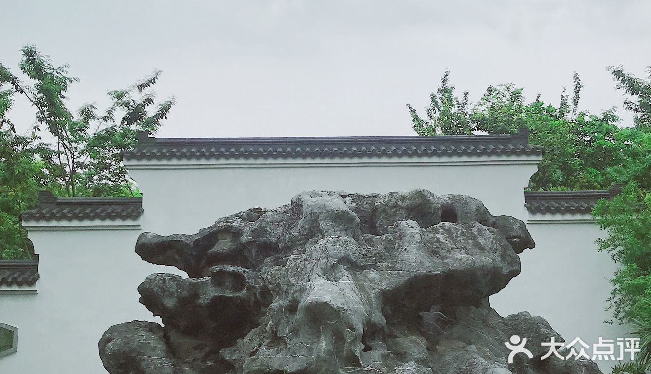 周末放假肯定要去逛公园呀