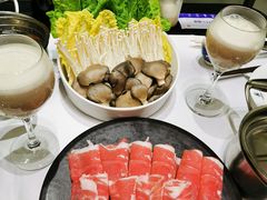 -红鼎豆捞·非遗鲍皇汤火锅(宝丰路店)