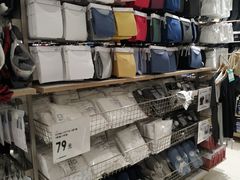 -优衣库(重庆沙坪坝印象汇店)