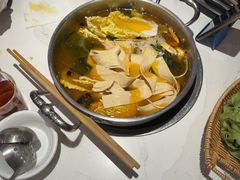 -七欣天香辣蟹火锅(闵行浦江欢乐颂店)