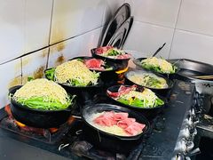-曹宝林砂锅麻辣烫(星光路店)