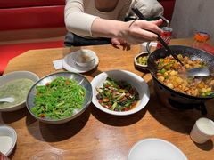 -聚鑫朋酸菜肥肠(九龙仓店)