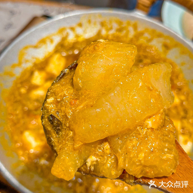 桨声灯影里的金陵蟹黄汤包！一个字绝~