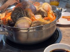 -渔纬港海鲜自助餐厅(湖里万达店)