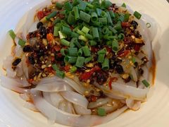 -兔行天下-鸿鹤鲜锅兔(中海国际店)