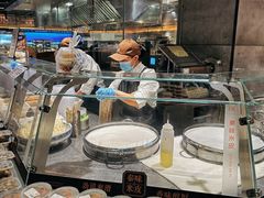 -胖东来生活广场(健康路店)