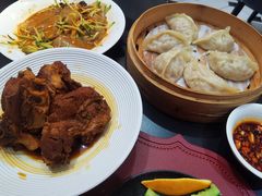 -红东阁东北菜烤肉酒馆(CROSS万象汇店)