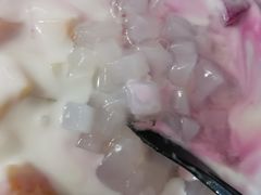 原味酸奶水果捞-壹心榴莲千层蛋糕甜品店