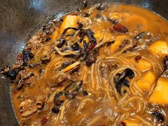 -袁小二大东北铁锅炖(吉祥村总部)