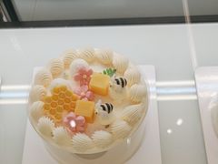 -花花卷卷·鲜食蛋糕(泉屋店)