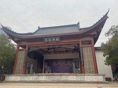 -绳金塔