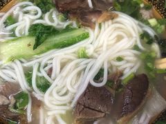 -肇兴特色牛肉粉
