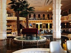 -碧中海汤泉汗蒸酒店