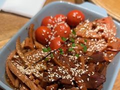 -蜜桃餐厅·伴山(湖滨商业街店)