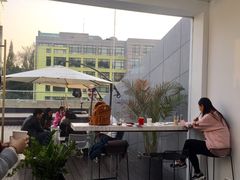 -UNI UNI(环亚凯瑟琳店)