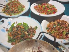 -呷湘厨·鱼汤捞饭·剁椒鱼头·辣椒炒肉(国家会展中心店)