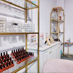 -Yolee雅妮容颜定制美睫·美甲