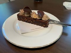 -Fridi Patisserie Cafe