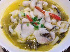 酸菜鱼-新白鹿餐厅(金鹰新街口店)