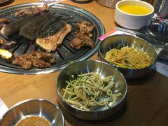 -老炉家木炭烤肉(长江国际店)