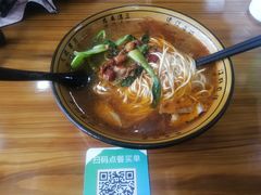 -伊清斋牛肉面(华佗路店)