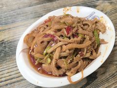 -歹歹的加个面过油肉拌面