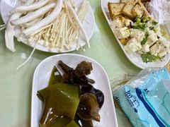 海带根-荣吉招牌自助骨头锅(顾乡店)