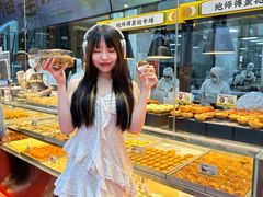 -鲍师傅糕点(青年汇店)