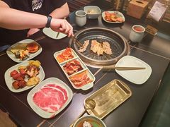 -梨花自助烤肉(西三旗万象汇黑金店)