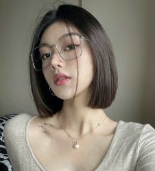 -TOP HAIR SALON