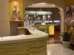 -旋转餐厅·海鲜自助(昆明锦江大酒店)