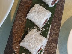 椰丝豆沙糯米卷-上海和平饭店龙凤厅 Dragon Phoenix
