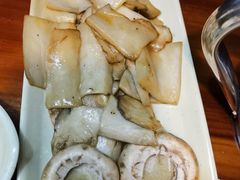 烤蘑菇-火炉情韩国料理店(古田路店)