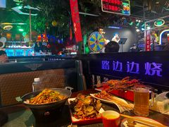 -路边边.炒菜烧烤.音乐餐厅(良乡长虹店)